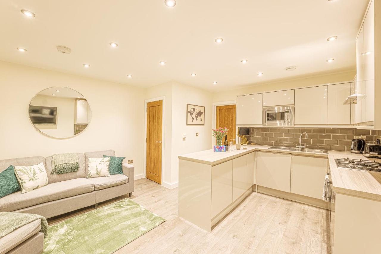 Stunning Family Apartments - Bromley Bagian luar foto